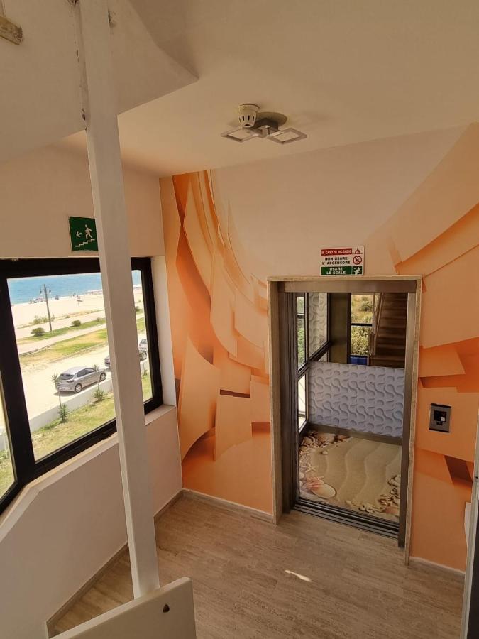 Hotel Rivabella Davoli Luaran gambar