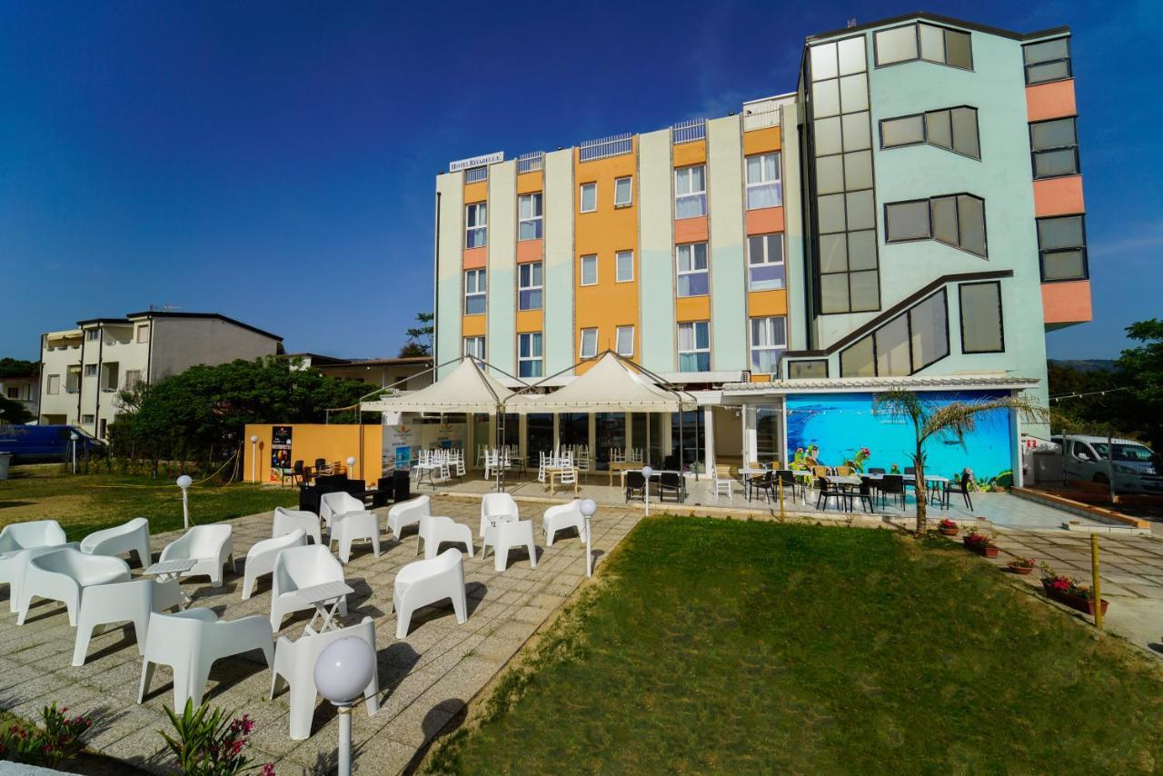 Hotel Rivabella Davoli Luaran gambar