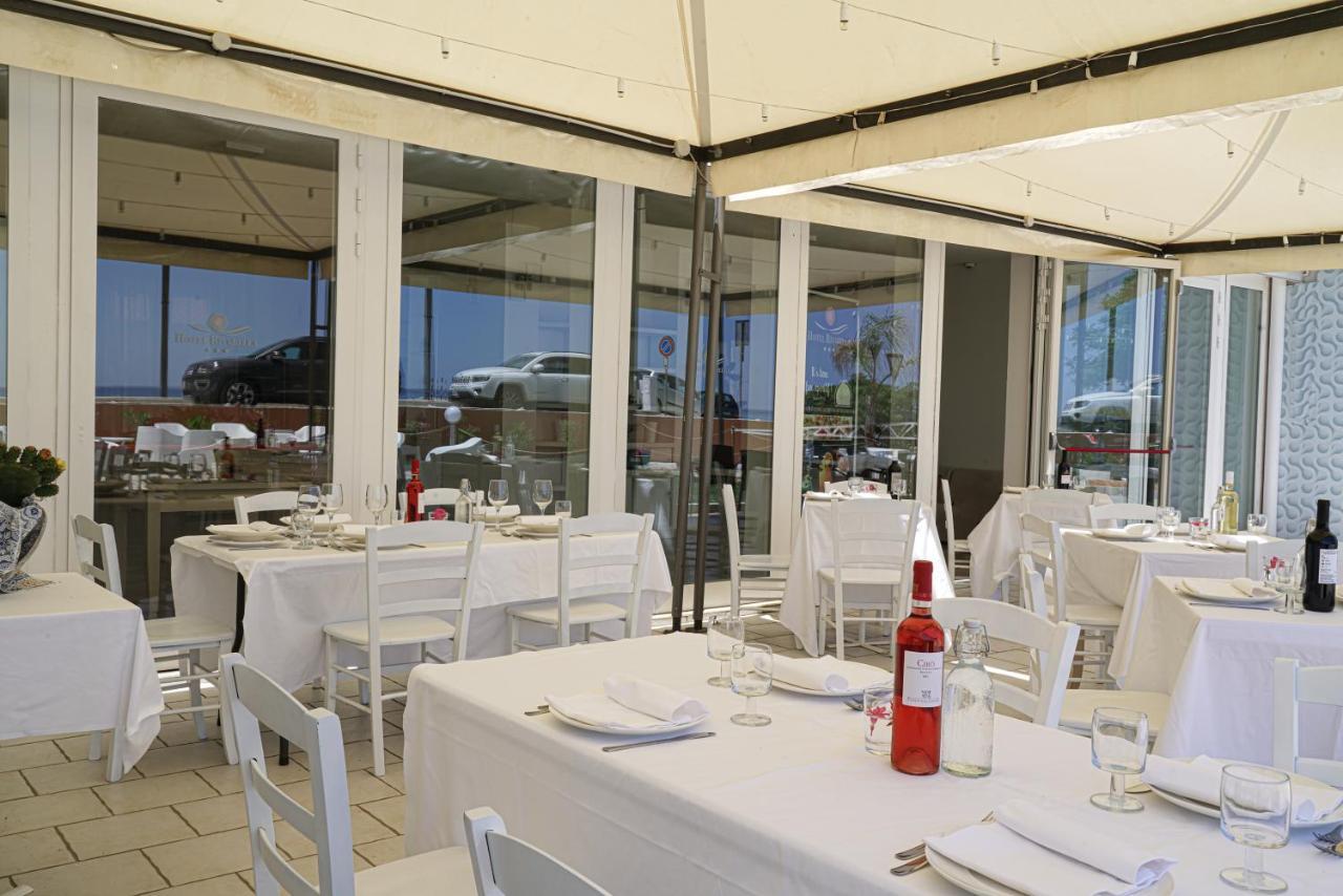 Hotel Rivabella Davoli Luaran gambar