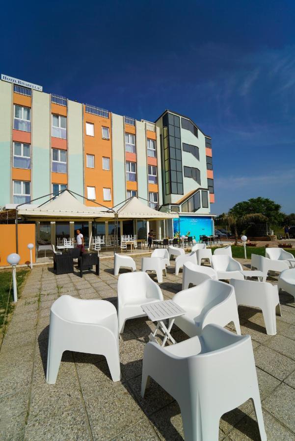 Hotel Rivabella Davoli Luaran gambar