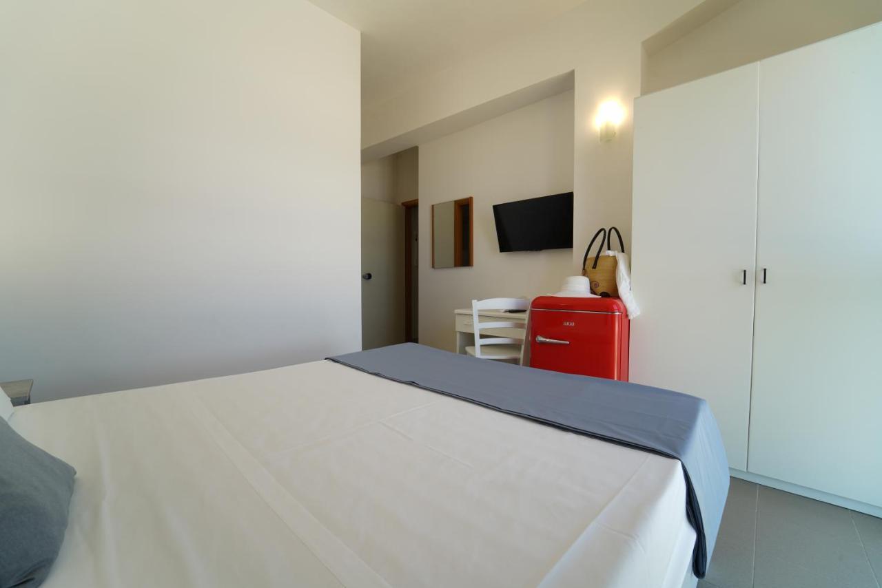 Hotel Rivabella Davoli Luaran gambar